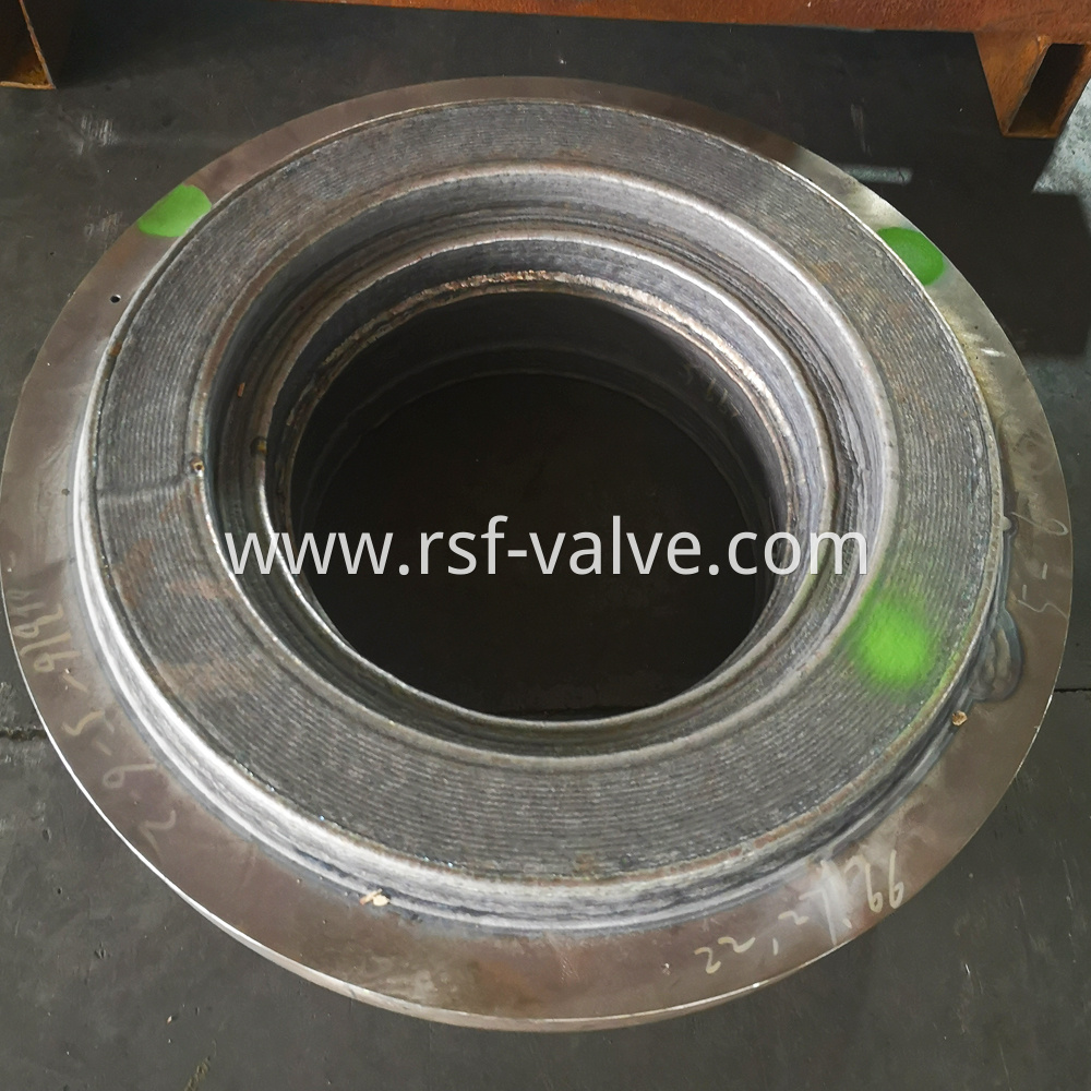 Ball Valve Part Closure With Cladding